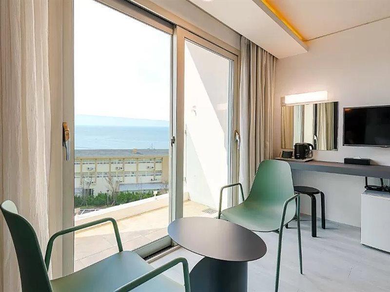 Pampas Hotel Jeju Bagian luar foto