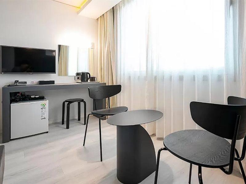 Pampas Hotel Jeju Bagian luar foto
