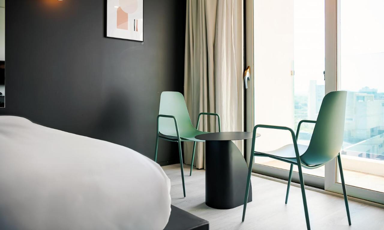 Pampas Hotel Jeju Bagian luar foto