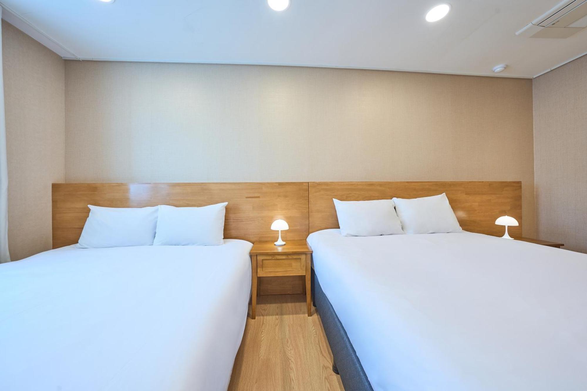 Pampas Hotel Jeju Bagian luar foto